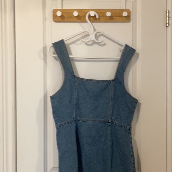 Urban Outfitters Cute Denim Button Up Dress - Picture 4 of 4